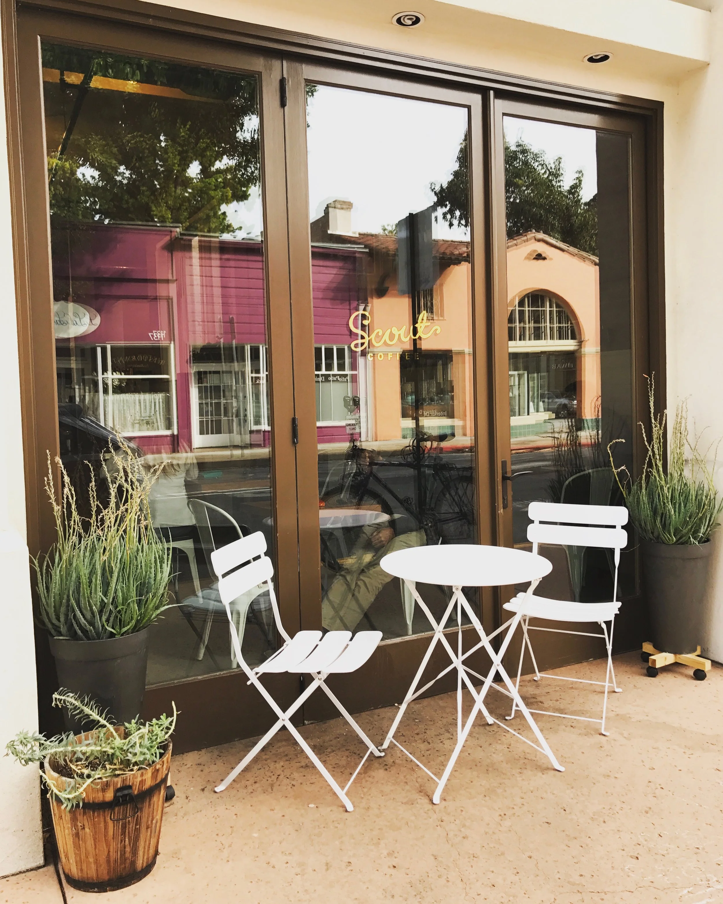 I unfortunately, didn't have much time to explore SLO that much but did make it to a cute coffee shop called Scout Coffee. 