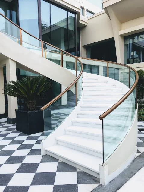 The staircase that leads you down to the spa. 