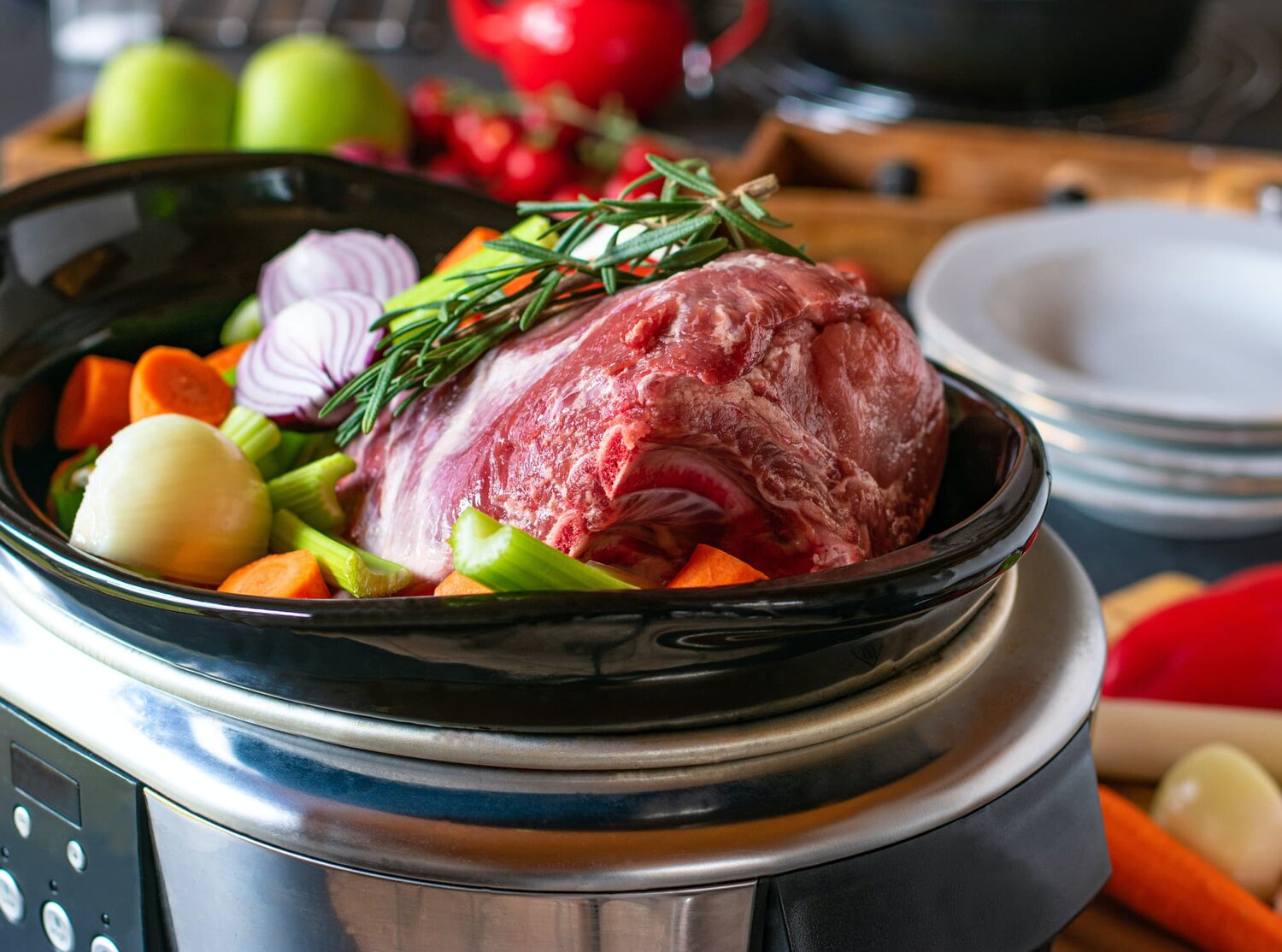 Slow Cooker Size Guide: Find the Right Fit for Your Kitchen