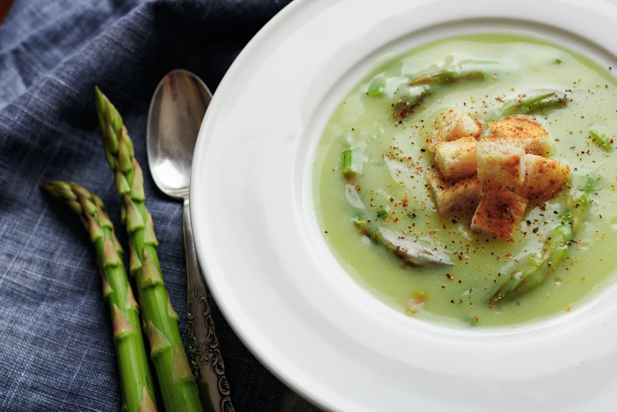 Puréed Asparagus Soup Slow Cooker or Stove The Smart Slow Cooker