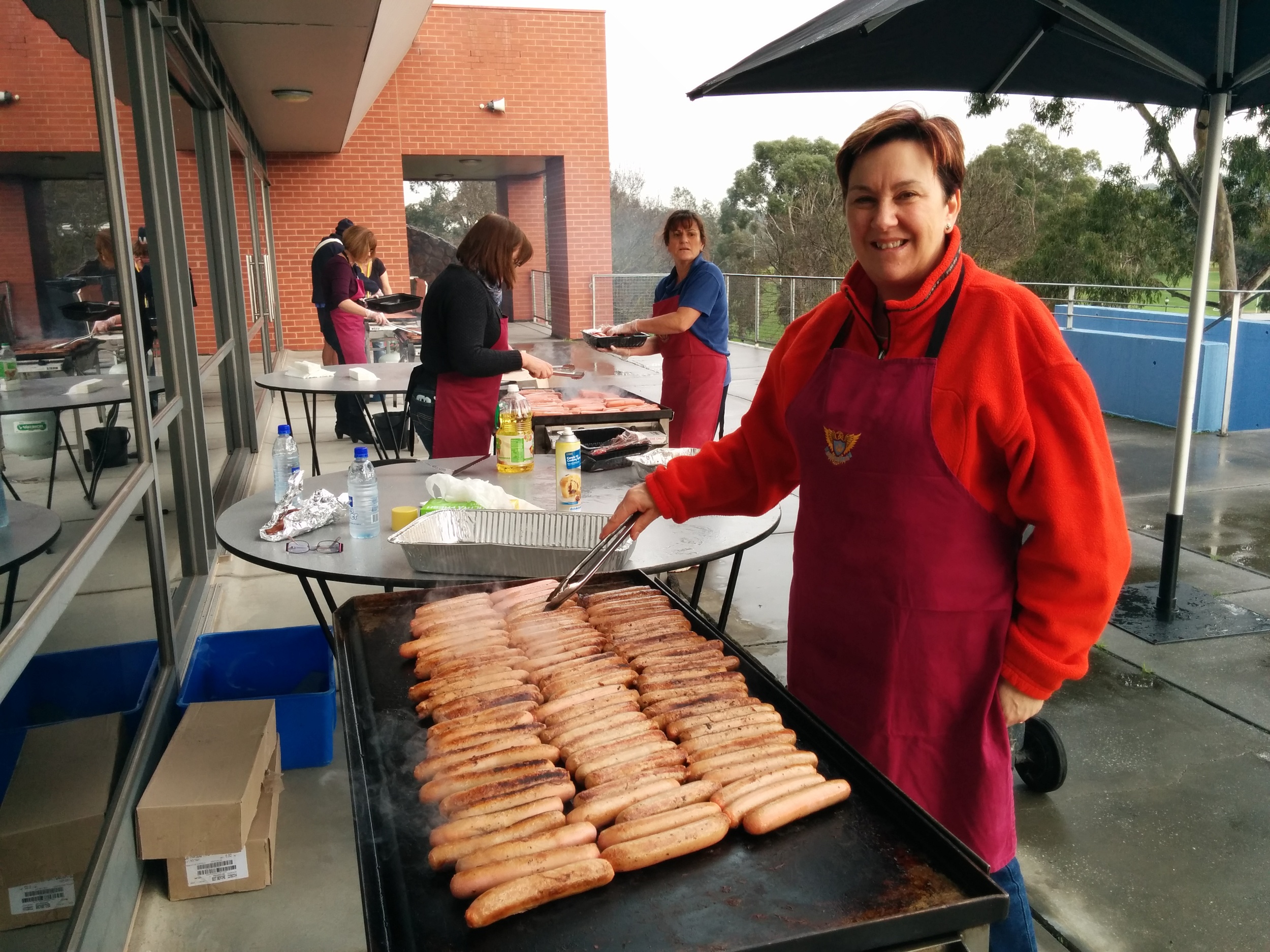 Champagnat Day June 2013 - on the way to sizzling 3,000 sausages