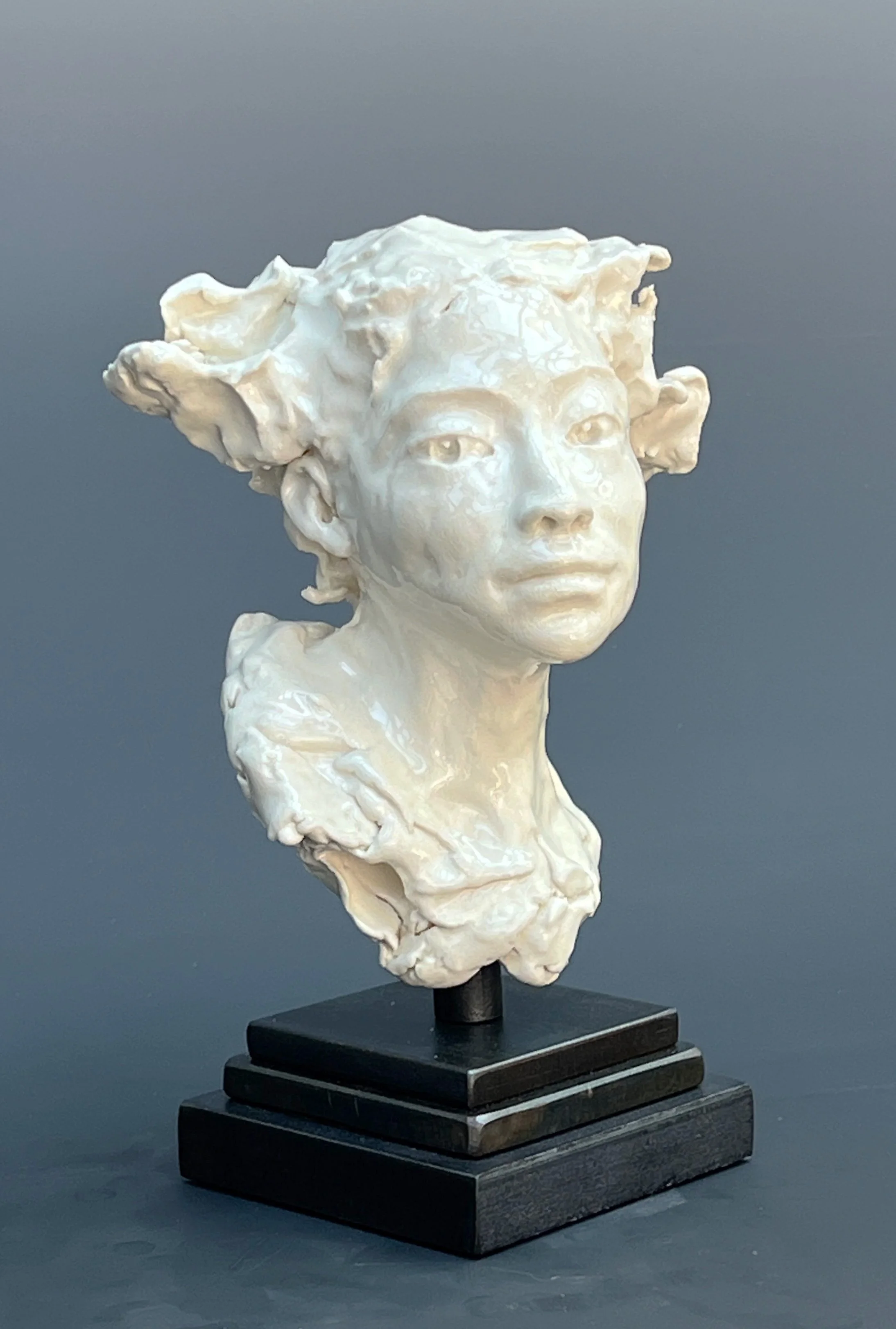 Porcelain+Woman%27s+Head+looking+to+side-+Bob+Clyatt+Sculpture.jpg