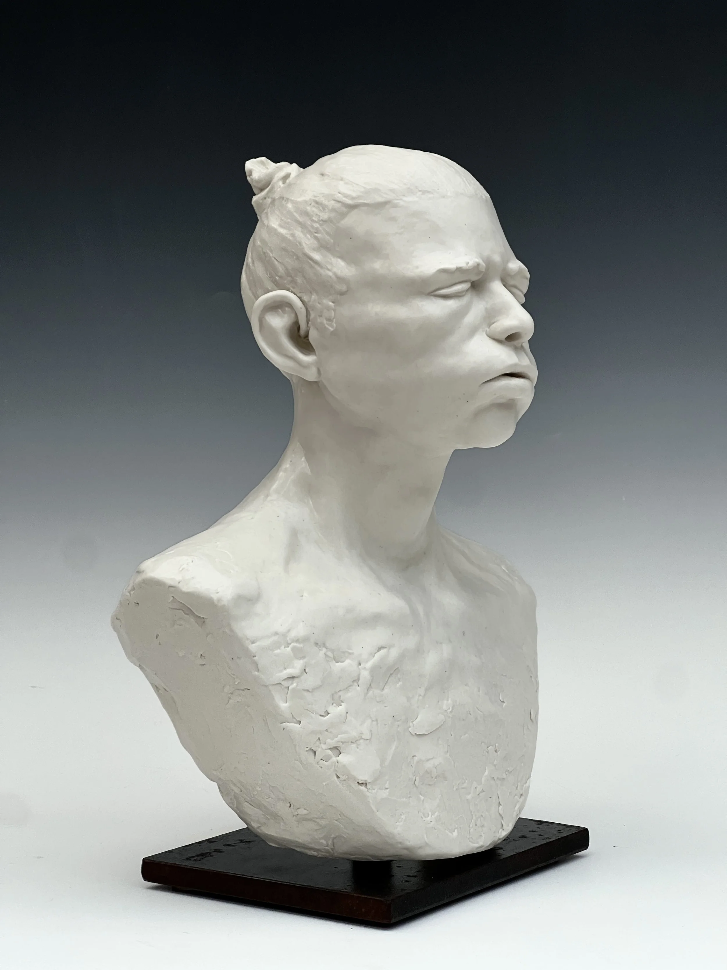  Enough, glazed porcelain 