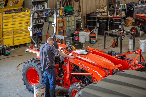 Seasonal Landing — Greene County Kubota