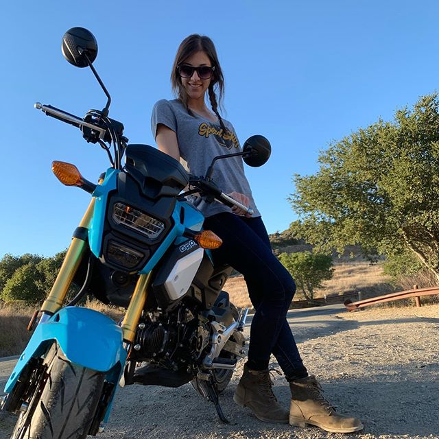 Throttle therapy is such a real thing! I learned to shift between 2nd and 3rd gear through mountain roads &amp; got up to 35mph 😋 Swipe right to see what happens when I let Chris take the grom for a spin 😂
