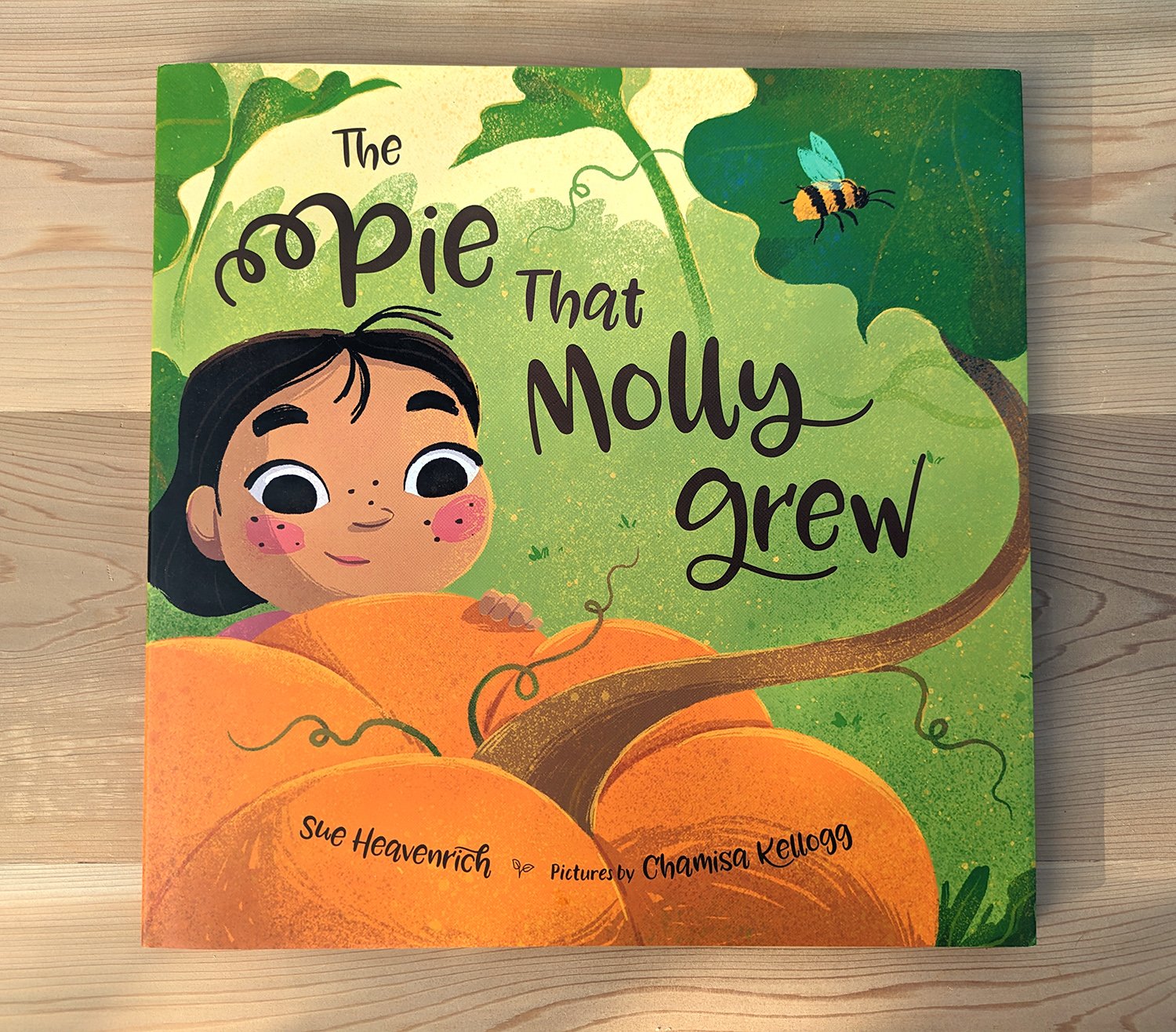 MollyBook-productshot1.jpg
