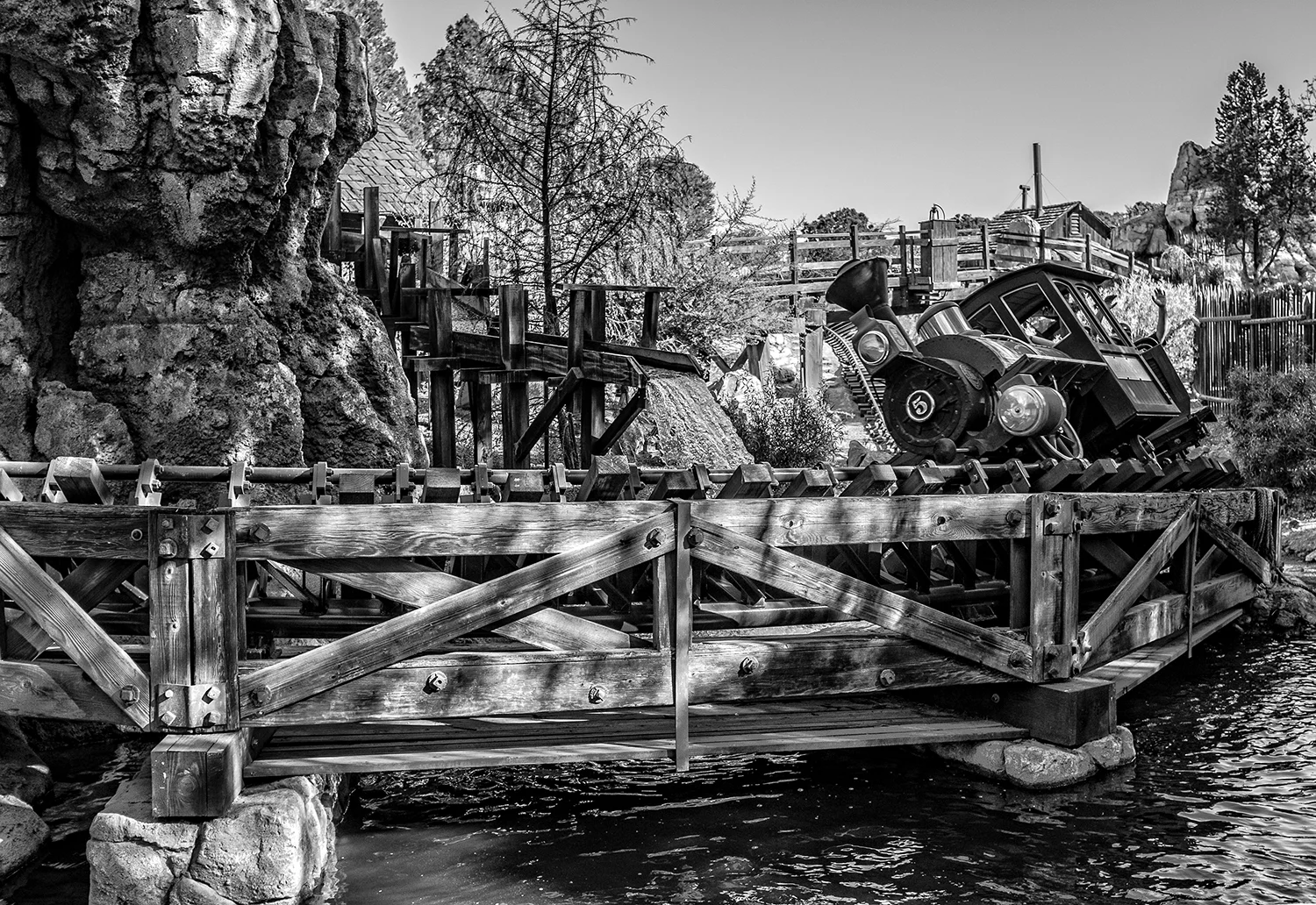 Patrick_Shipstad_Disneyland_C_2015_12.jpg