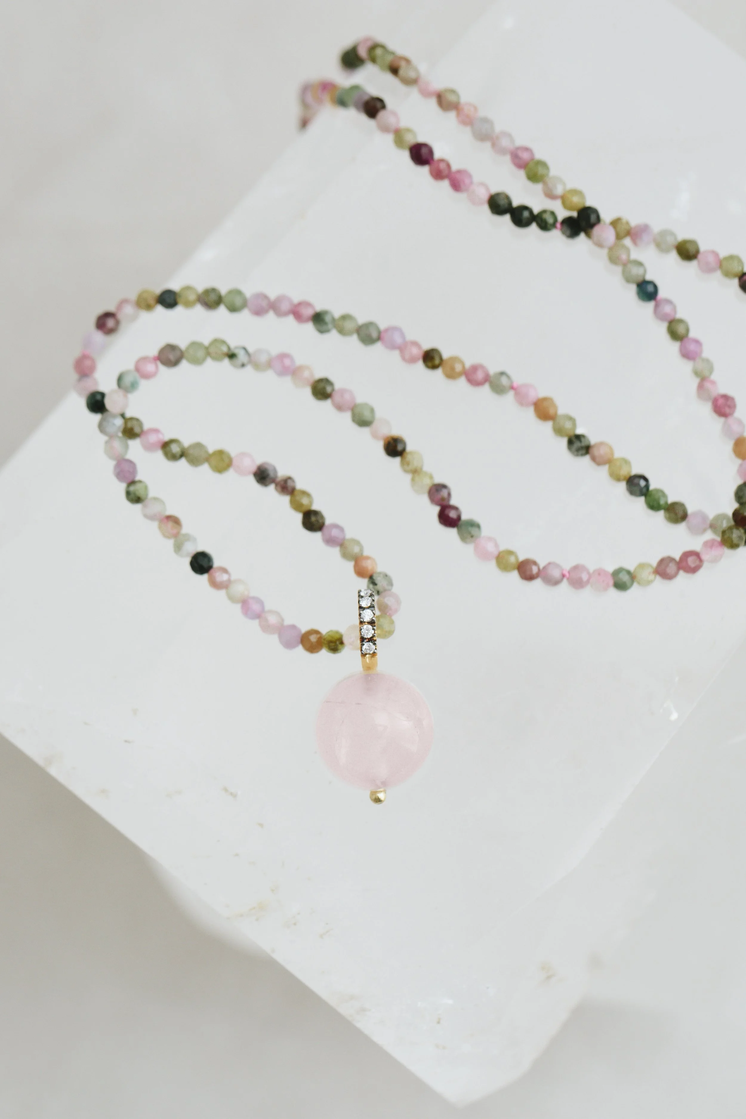 Pingente giro quartzo rosa.jpg