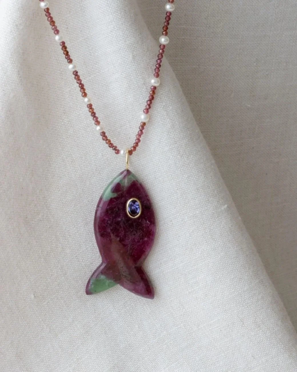 Pingente+peixe+rubi.jpg