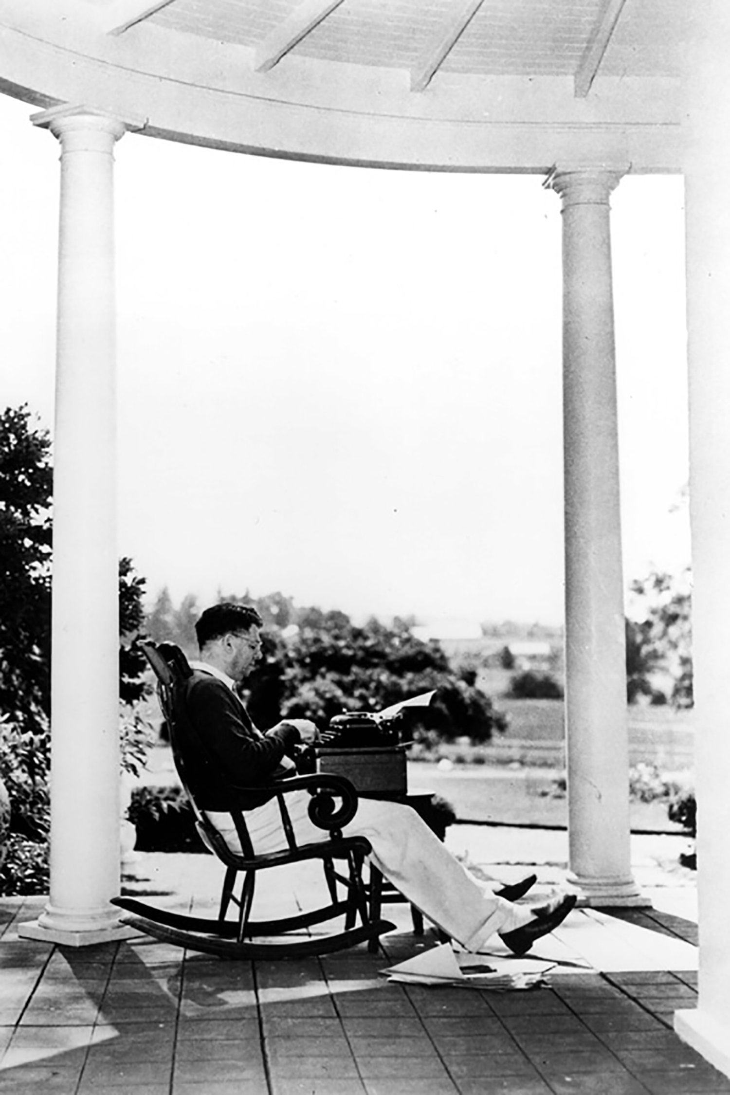 rocking-chair-porch-1944.jpg