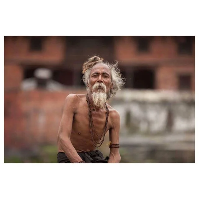 Tb to this special encounter a year ago. #nepal #portrait #holyriver