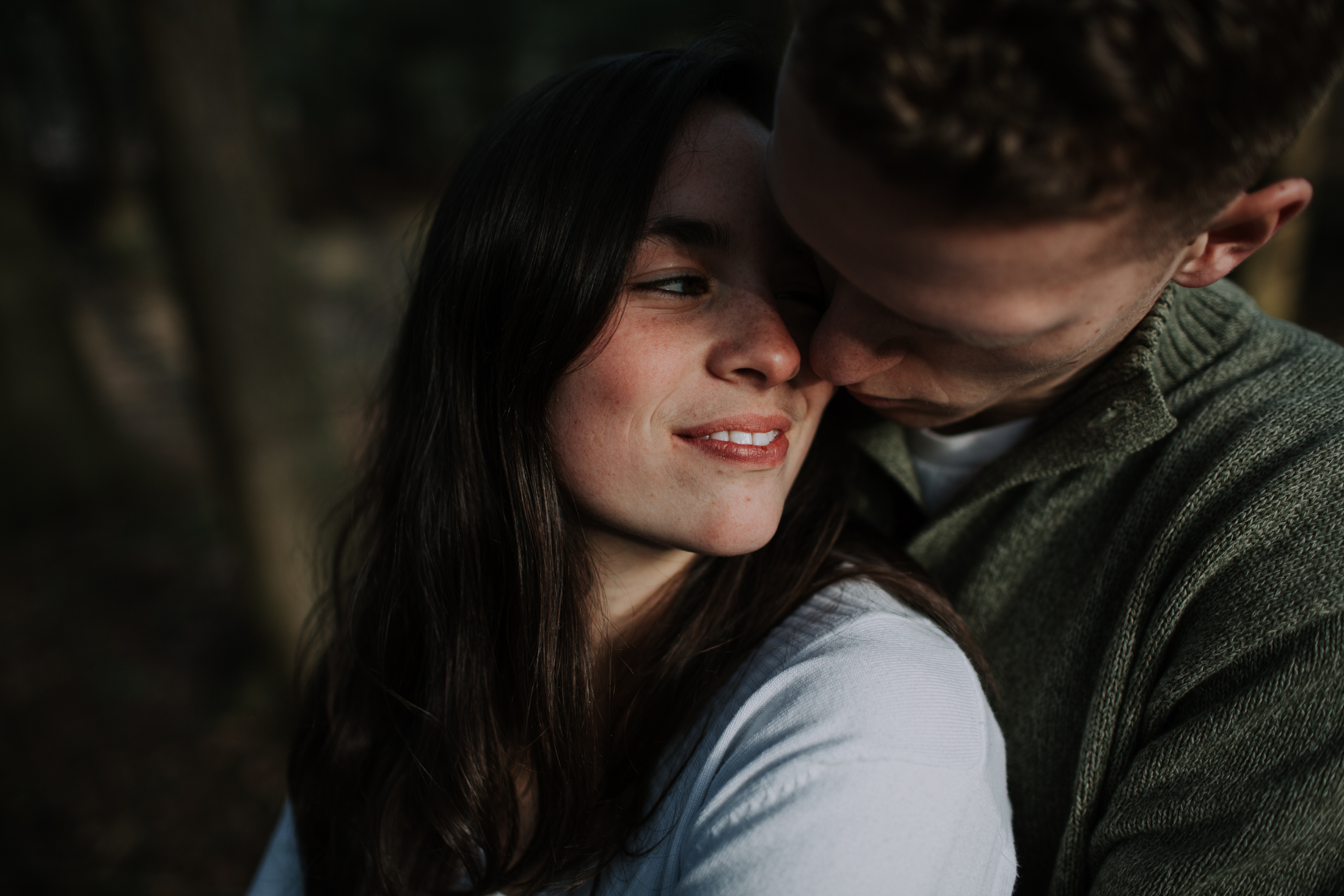 forest-rustic-engagement-wisconsin-b&n-14.jpg