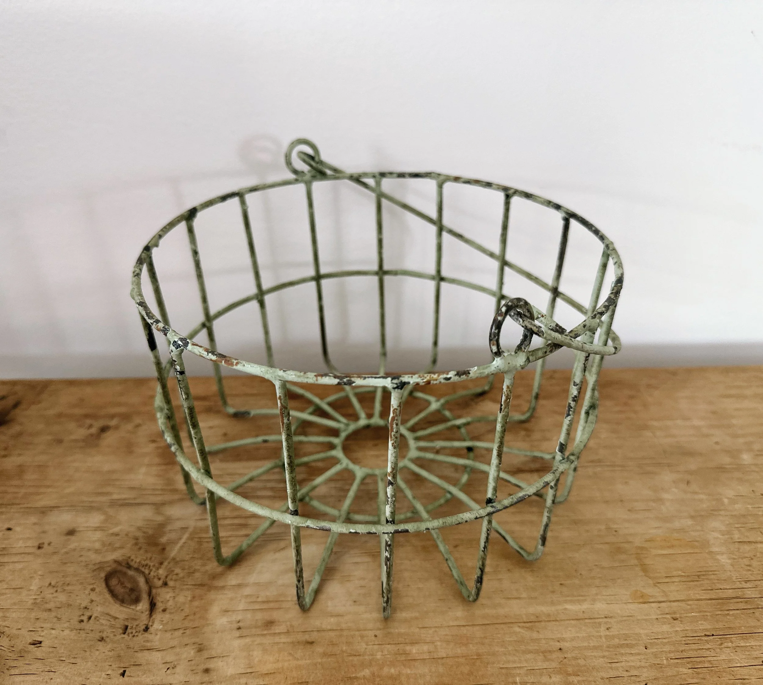 Small Wire Collector Basket