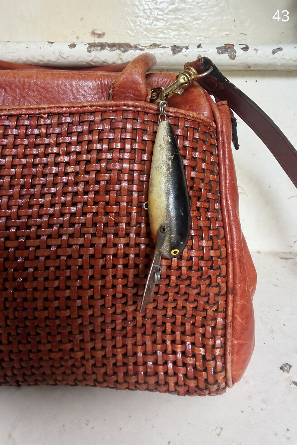 handsome-wood-vintage-fish-charm.png