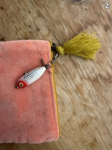 02_bright-salmon-head-vintage-fishing-lure-pouch.jpeg