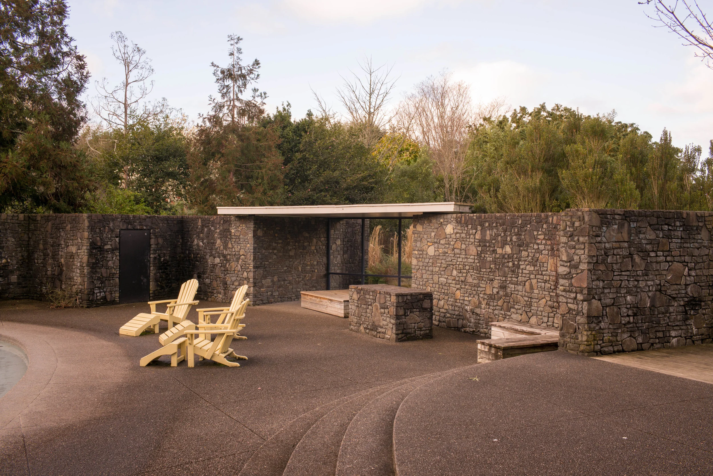 Modernist Garden 