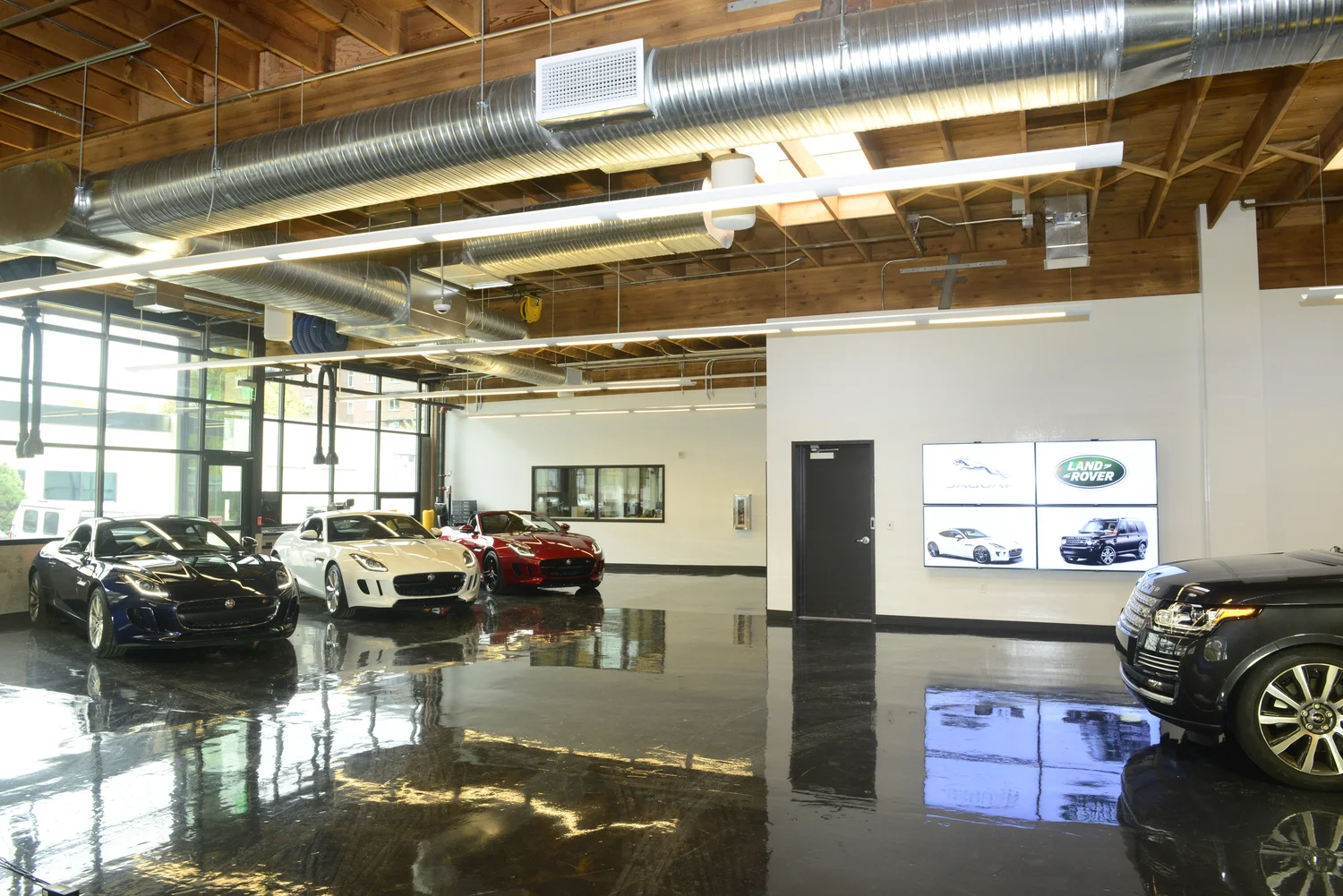 The Jaguar Land Rover Tech Incubator in Oregon invites startups to collaborate with the automotive giant.
