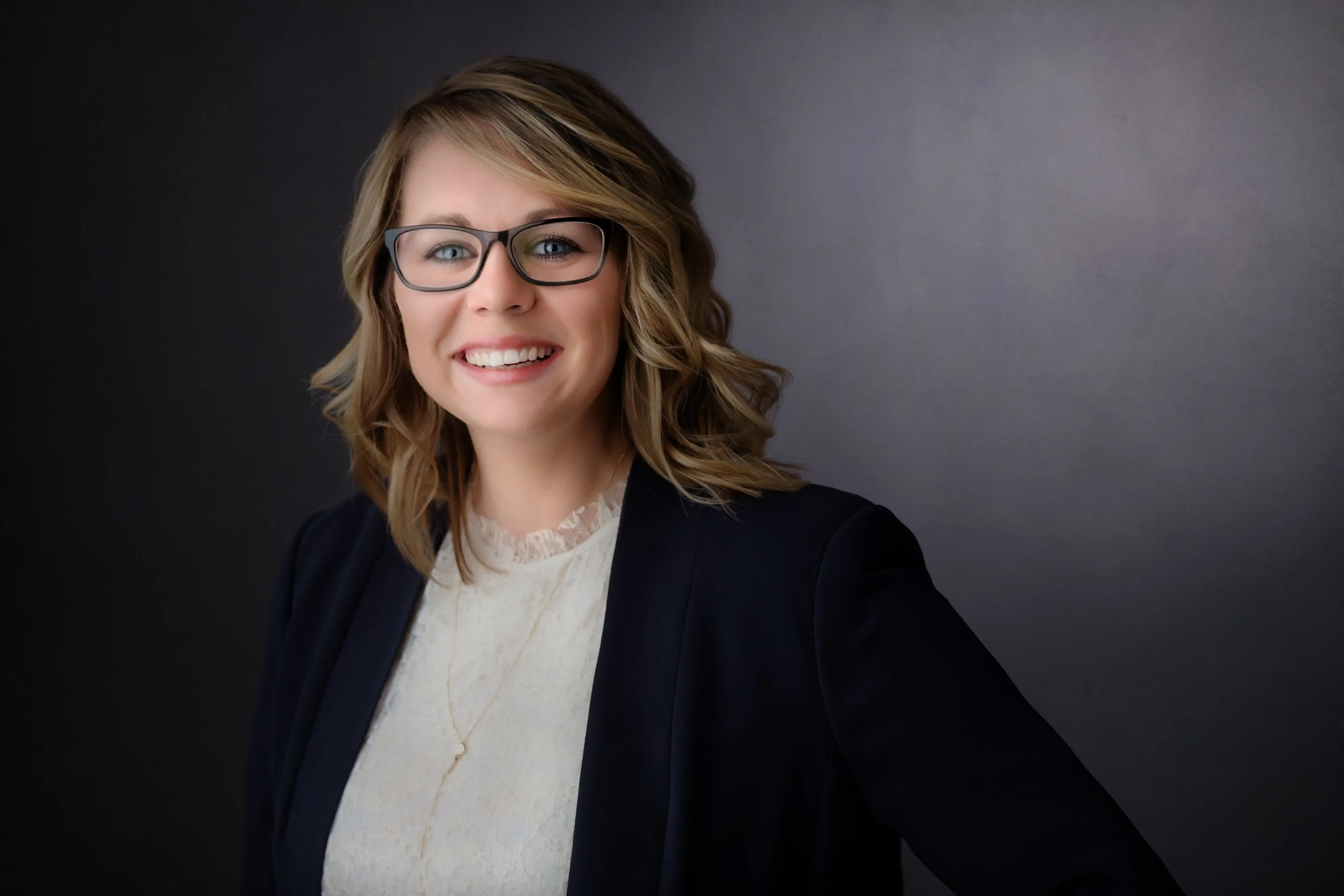 SHOOT MY BRAND_013+-+IL+headshot+photographer+PHIL+MCCONVILLE.jpg