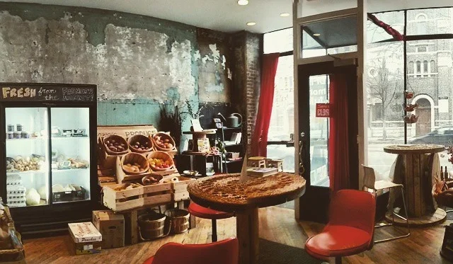 Belli's, local market and juice bar in Pilsen, Chicago, IL.