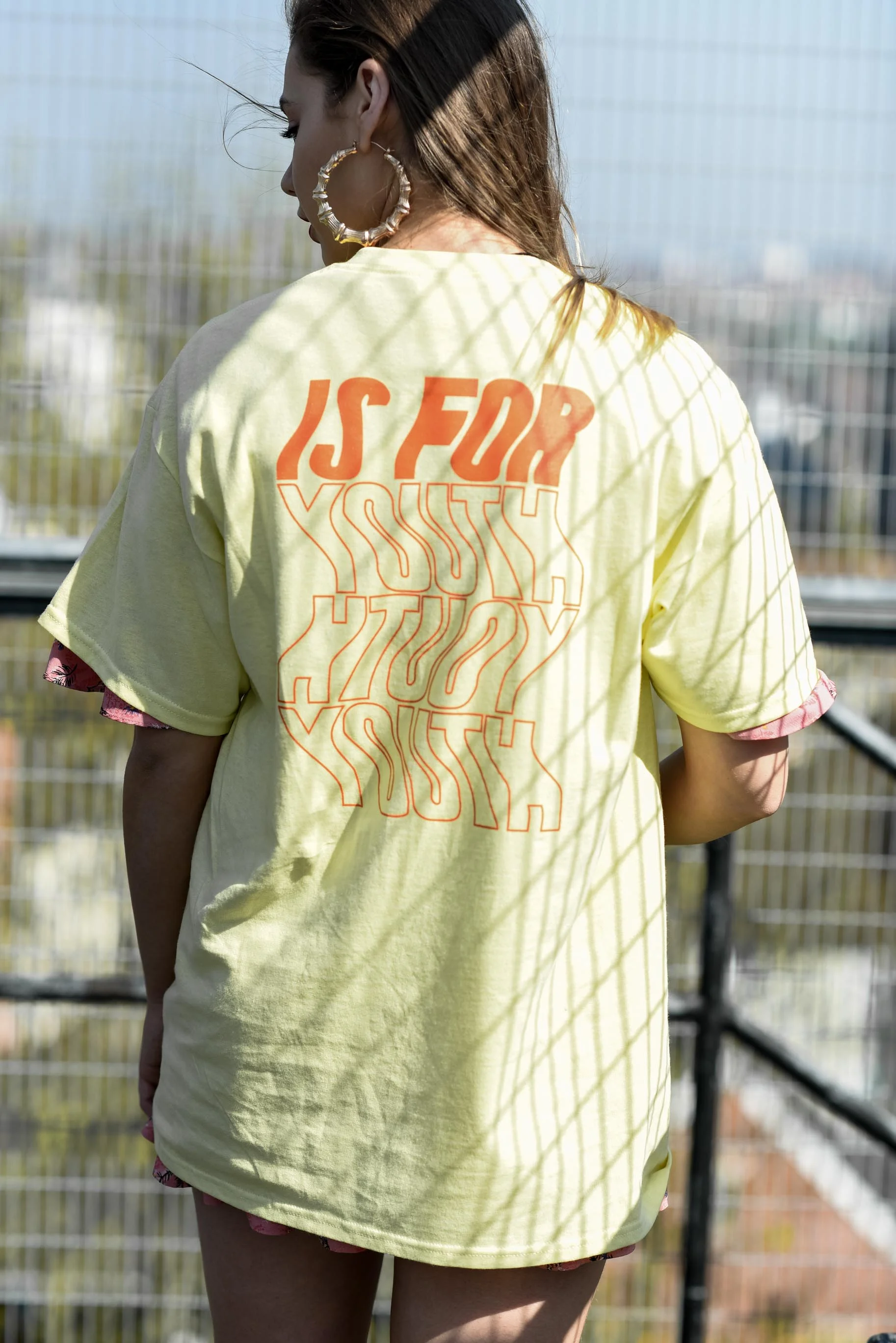 oversized wavey t-shirt