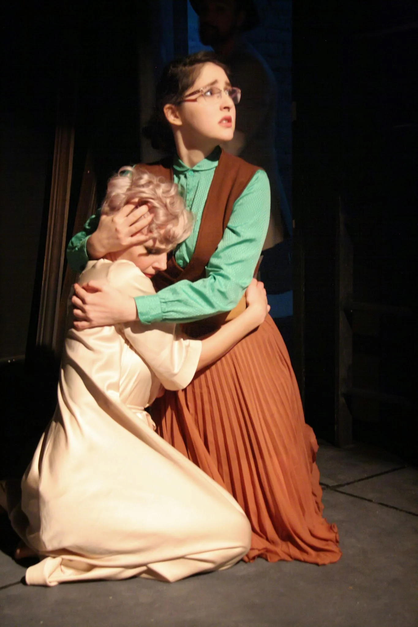 Inspecting Romeo and Juliet Peter James Zielinski - Photographer Thomas R. Gordon - Director Koryna Flores - Stage Manager Al Malonga - Costume Design Zach Serafin - Set Design Brian Henderson - Light Design & Fight Choreography Lauriel Friedman