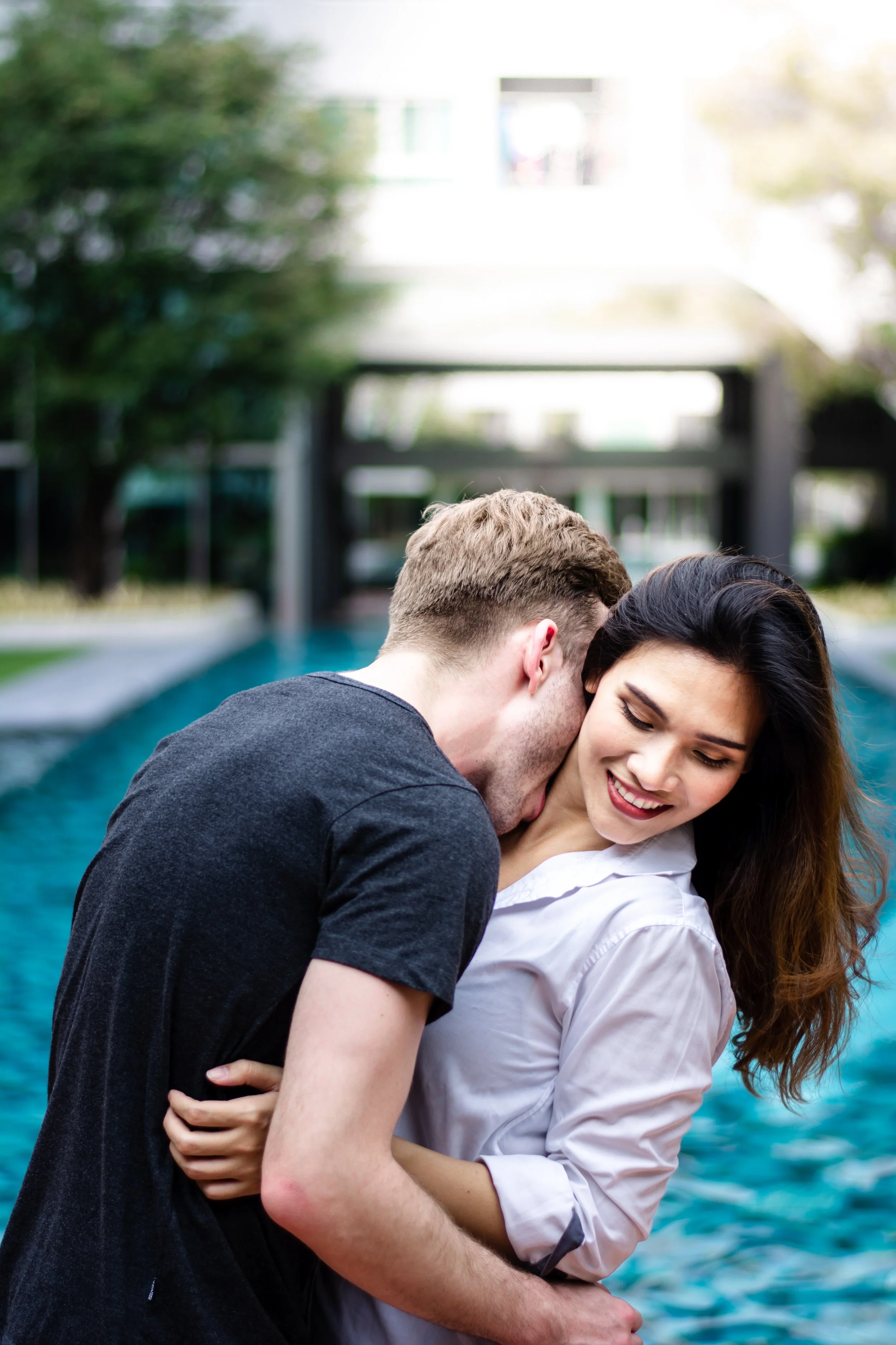 blurred-background-couple-daytime-1232019.jpg