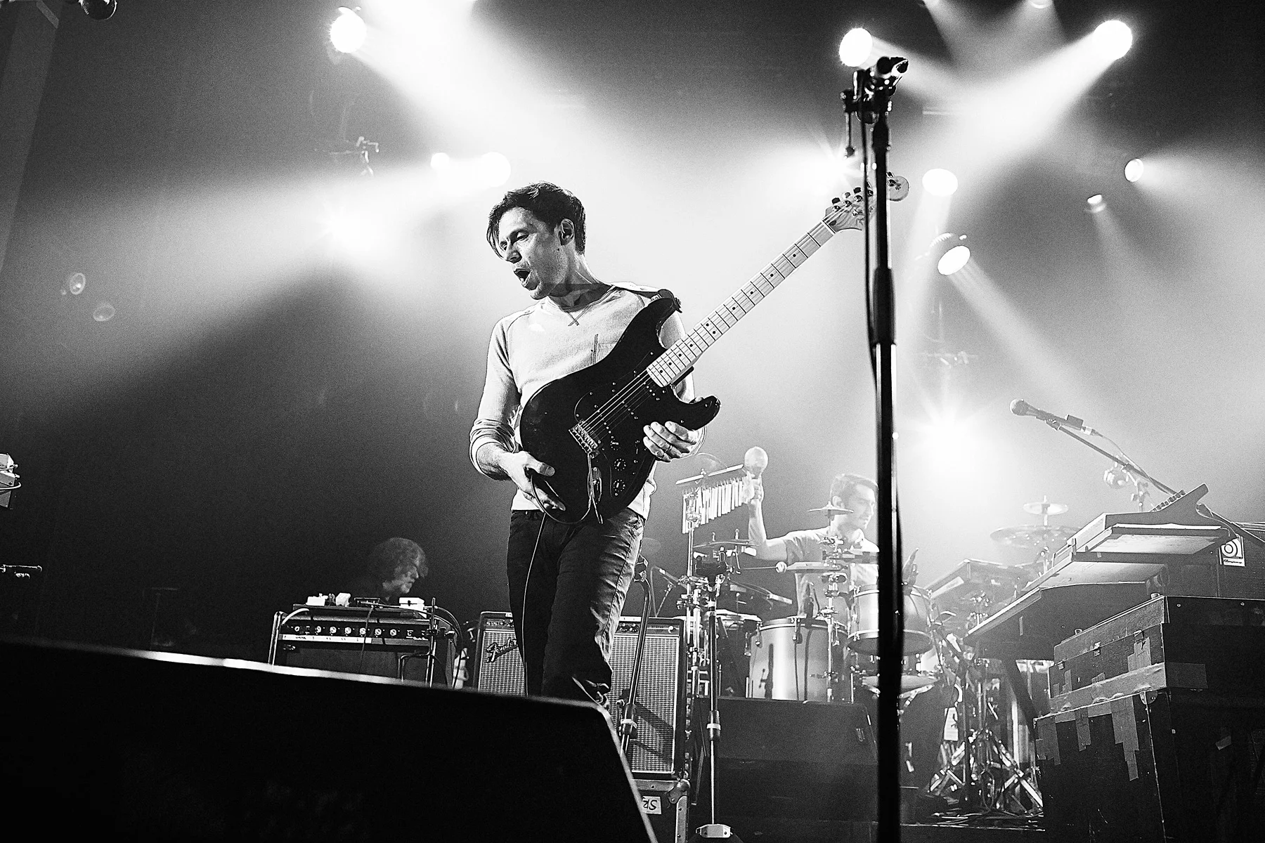 modestmouse7.jpg