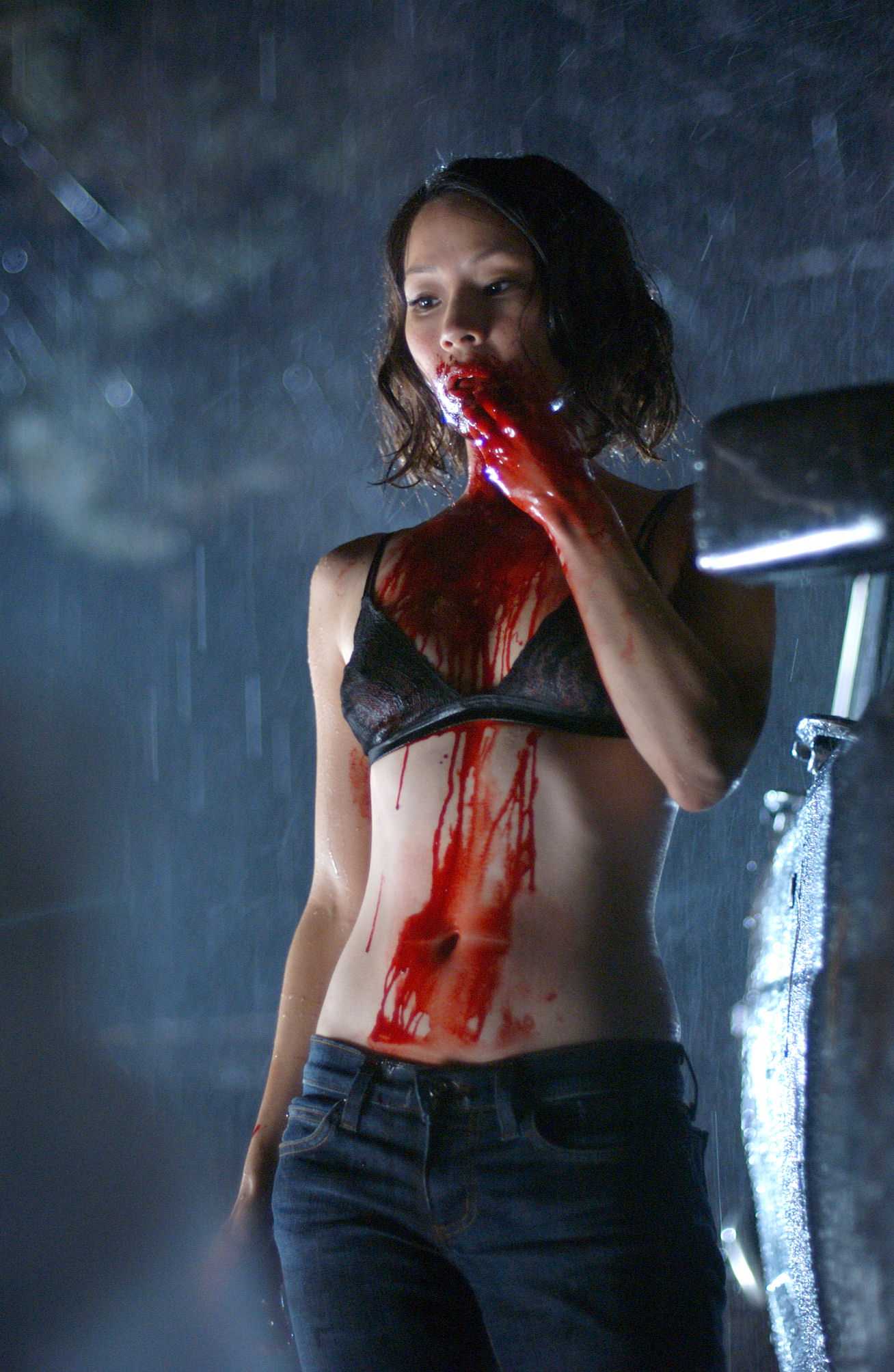 lucy_liu_in_rise_blood_hunter.jpg