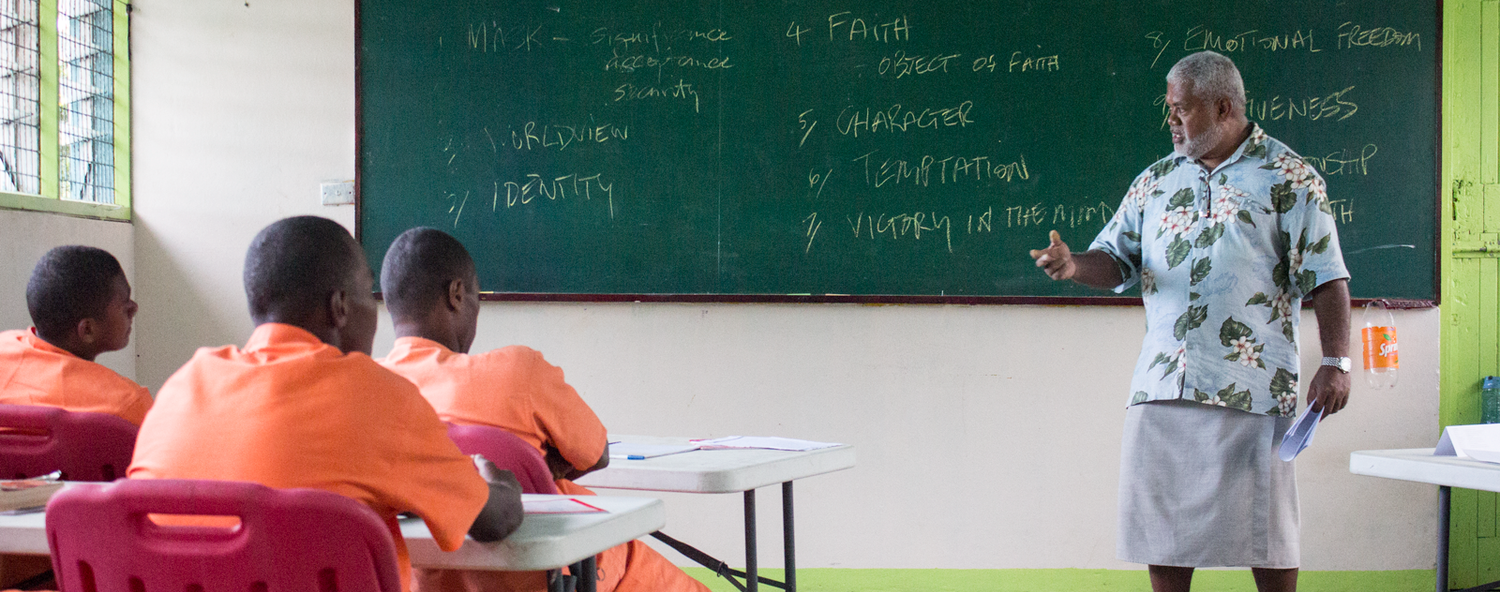 Eroni teaching the StepOut-StepFree class in Nasinu Correctional Centre