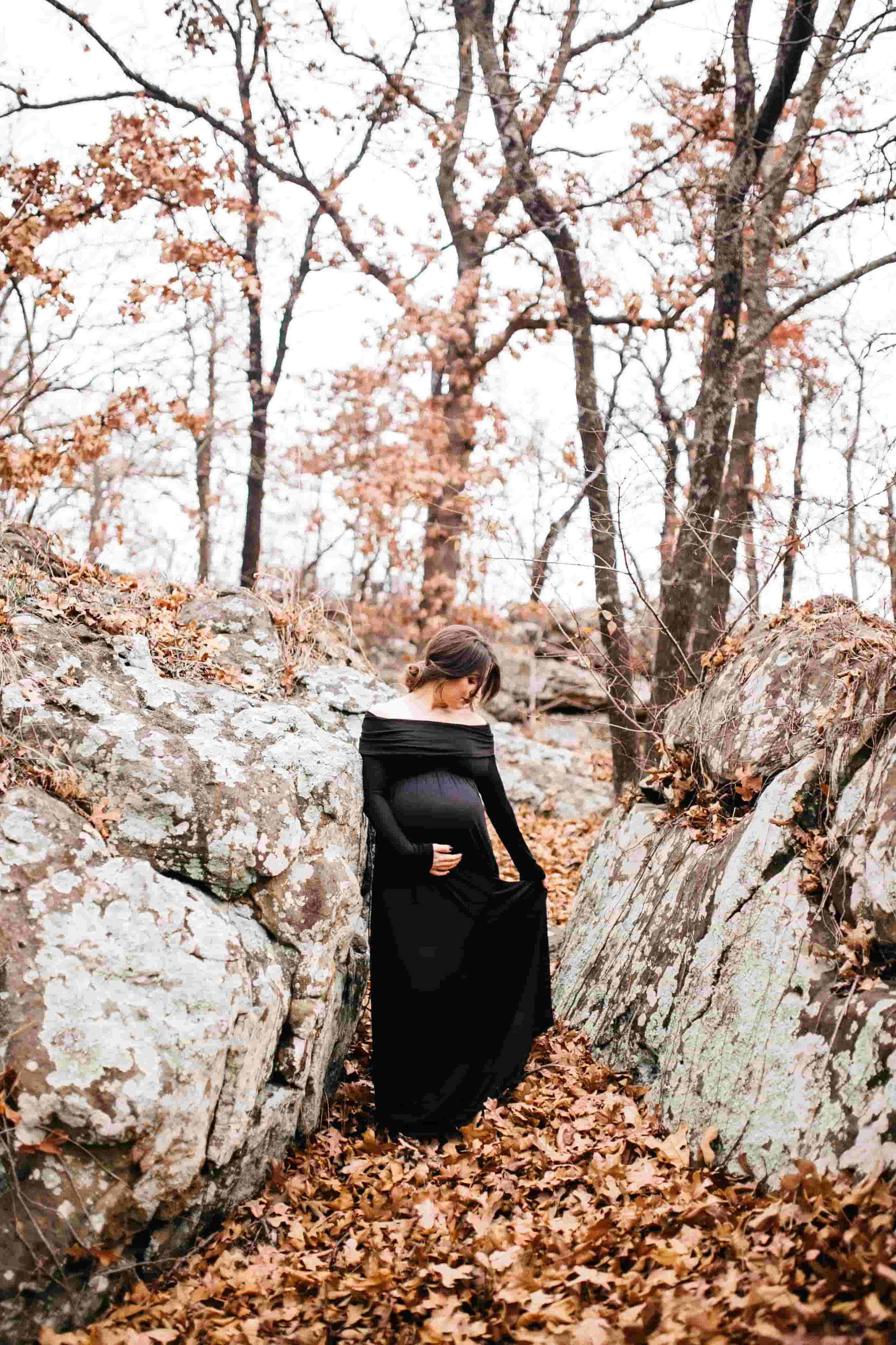 Maternity Photos in Late Autumn