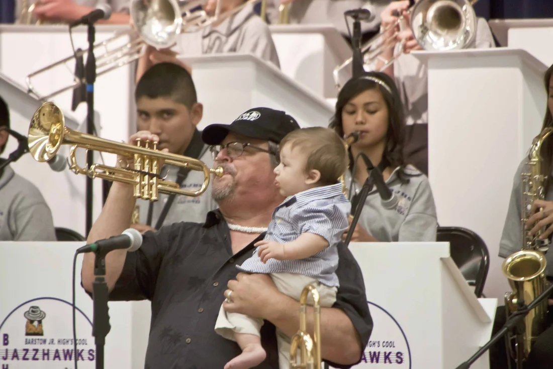 Mic Gillette , Tower of Power , trumpet