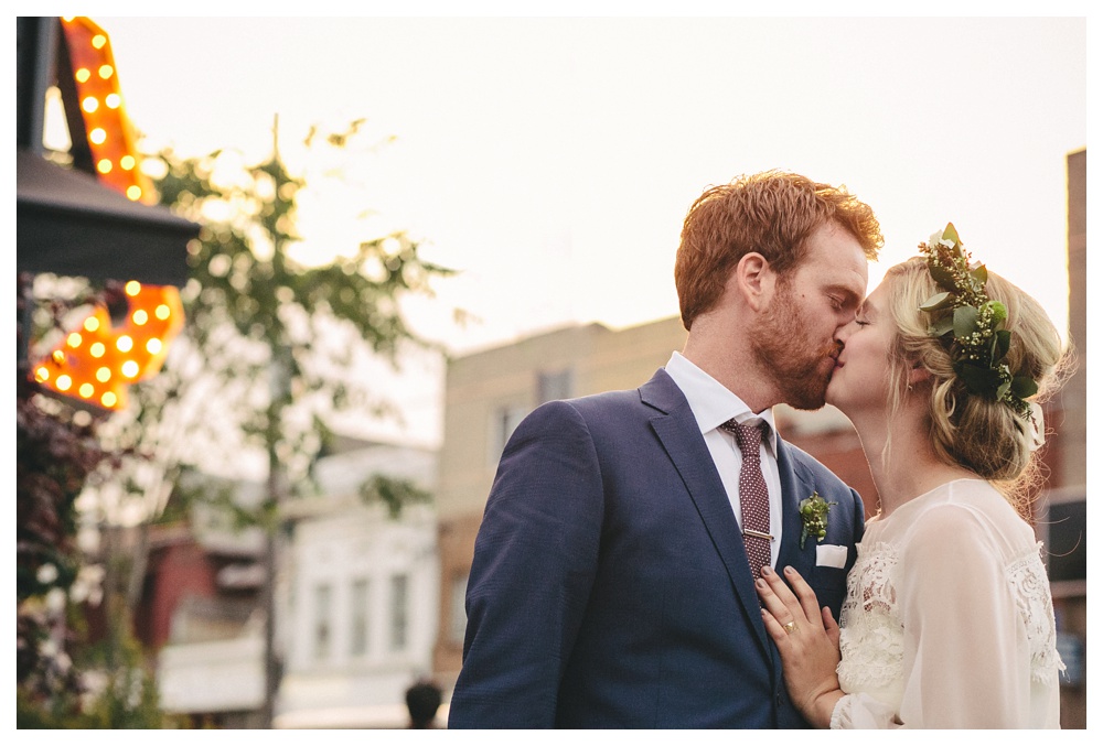intimate-wedding-photos-Toronto-Louvrier-HighPark-130.JPG