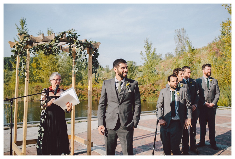 unique-wedding-photos-Toronto-Brickworks-080.JPG