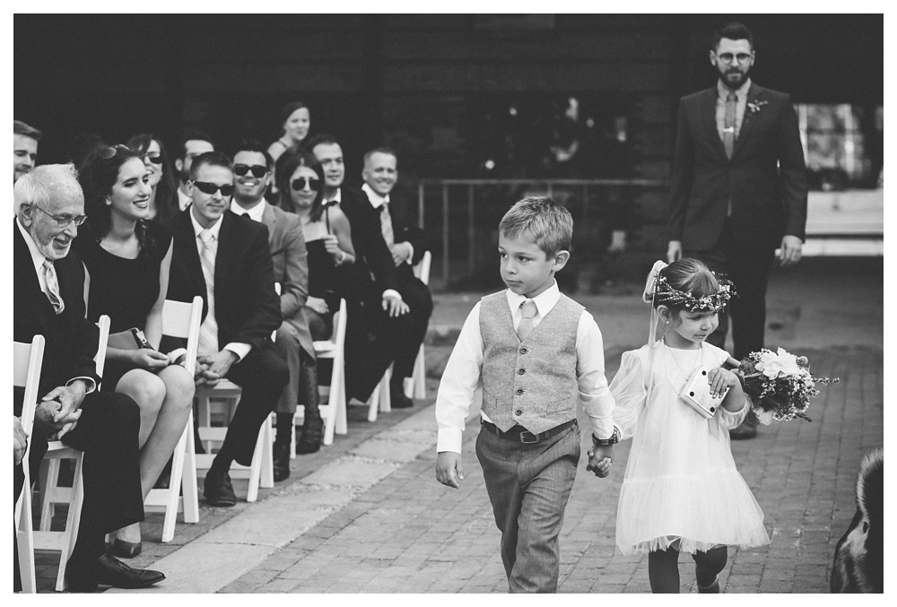 unique-wedding-photos-Toronto-Brickworks-085.JPG