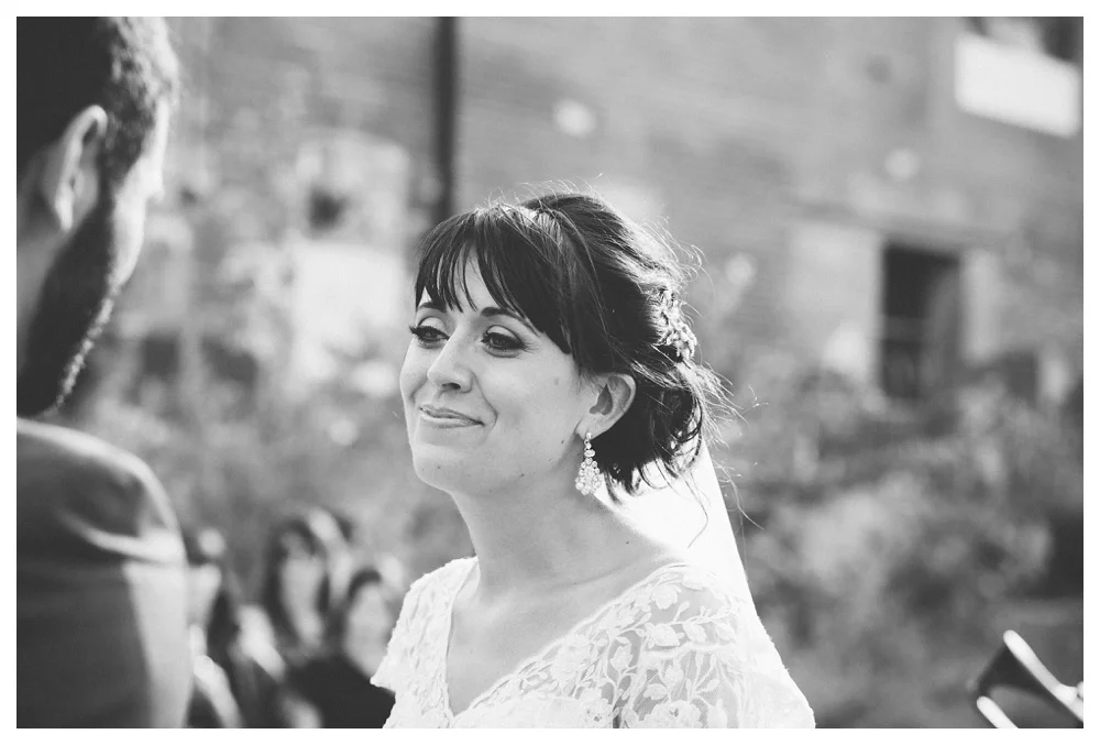 unique-wedding-photos-Toronto-Brickworks-101.JPG