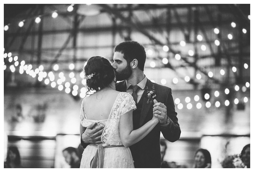 unique-wedding-photos-Toronto-Brickworks-205.JPG