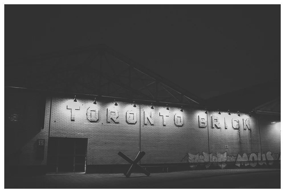 unique-wedding-photos-Toronto-Brickworks-239.JPG