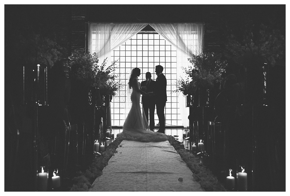 White Toronto, luxe, wedding, wedding dress, Gardiner Museum, 99 Sudbury, Ashley Lindzon, ceremony, black and white, wedding ceremony, vows, wedding vows, 
