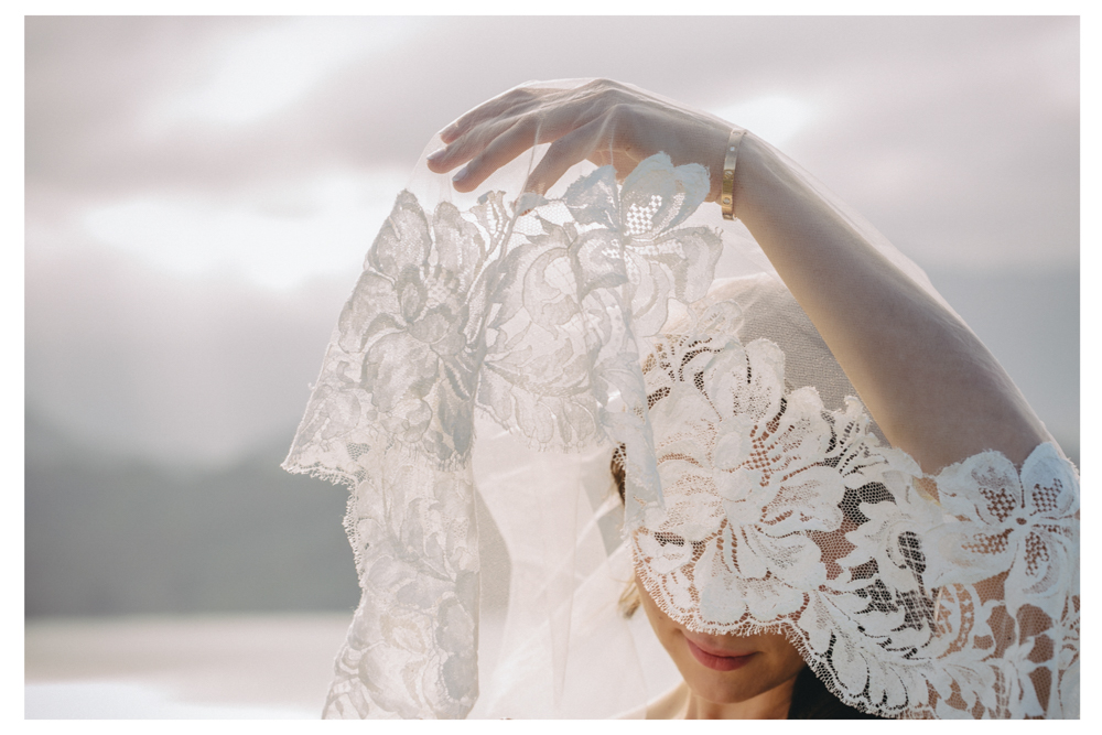 Bridal veil at a wedding in Kauai Hawaii.
