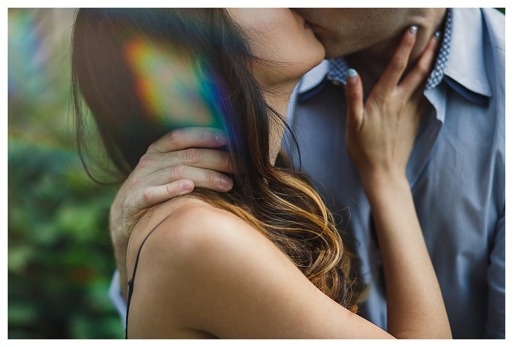 The love captured on their engagement photos is reminiscent of their dates. 