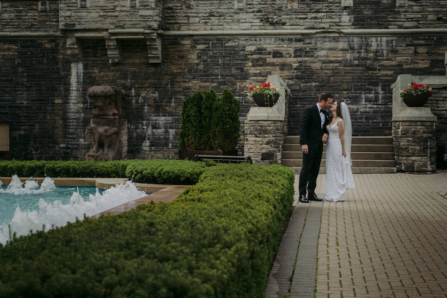 DanijelaWeddings-wedding-Toronto-CasaLoma-Berta-romantic-castle077.JPG
