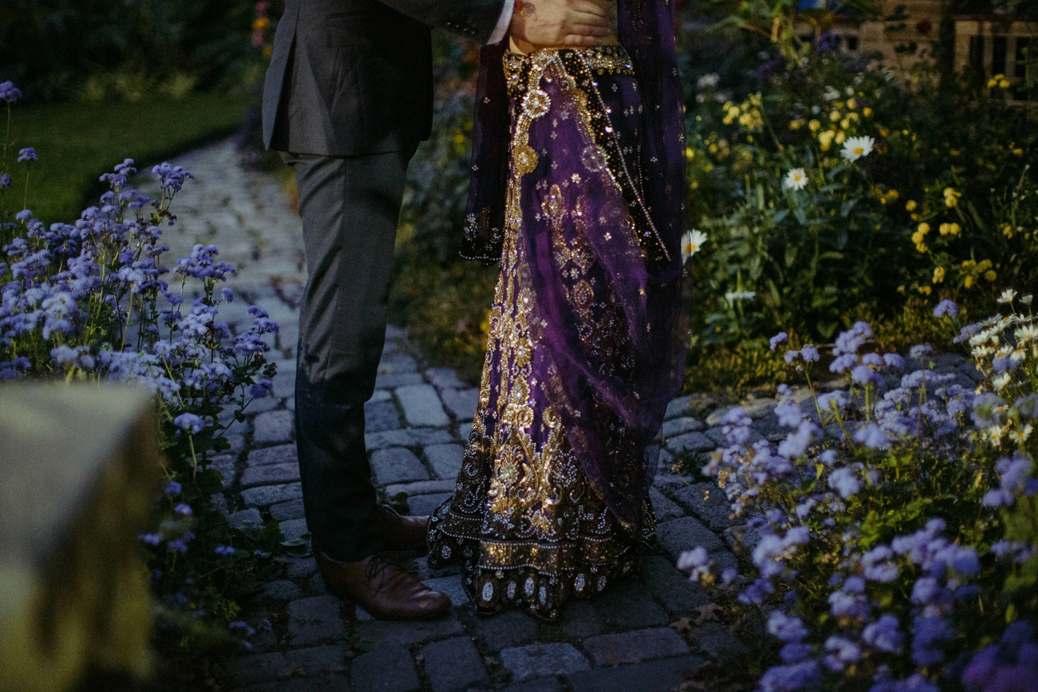 DanijelaWeddings-Toronto-wedding-photographer-BenMcnally-bookstore-Indian-sunset-unique-022.JPG