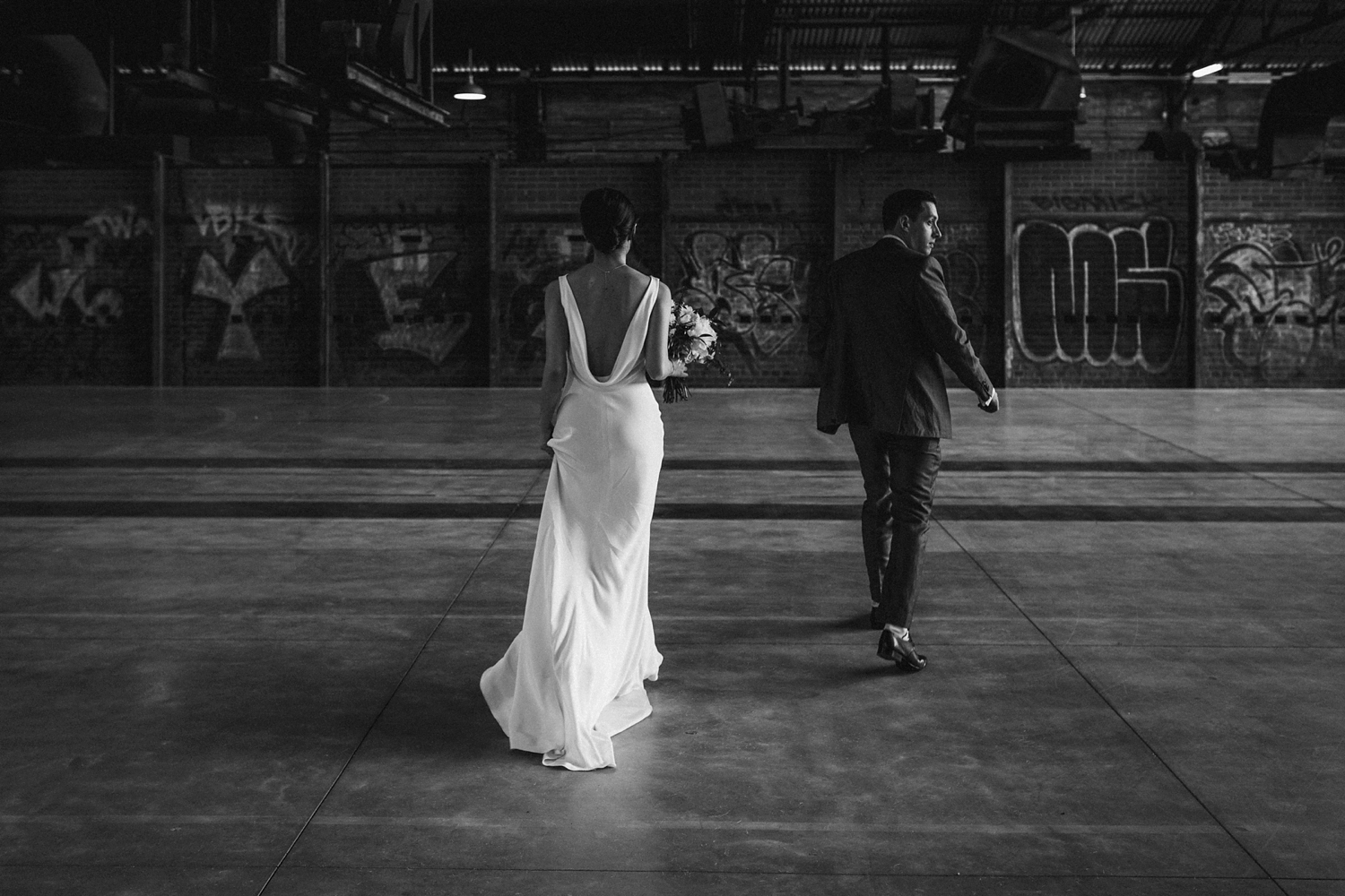 DanijelaWeddings-Toronto-wedding-photographer-Brickworks-BlushandBowties-elegant-modern-minimal-044.JPG