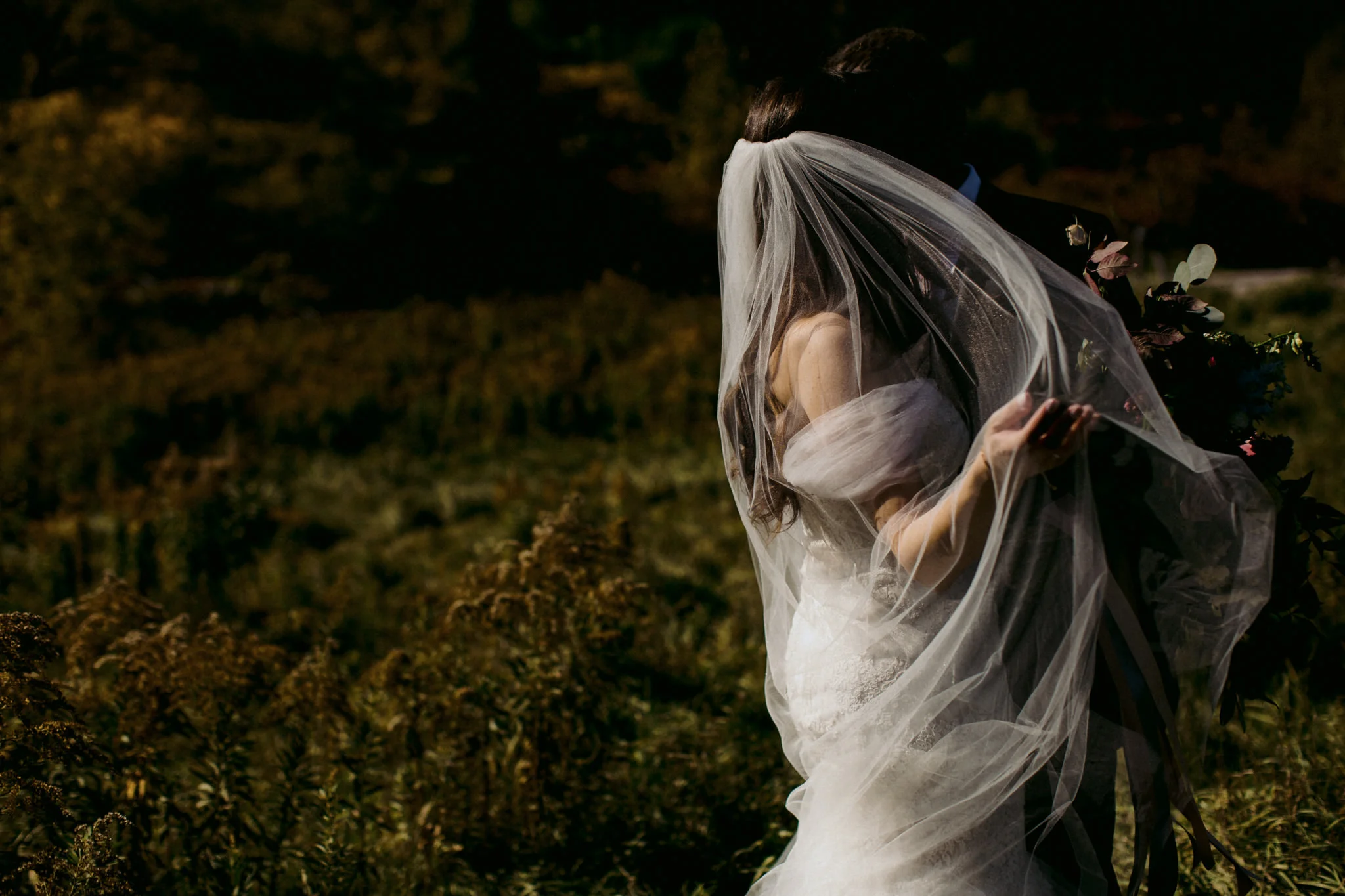 DanijelaWeddings-destination-wedding-photos-Toronto-elopement-042-2.jpg