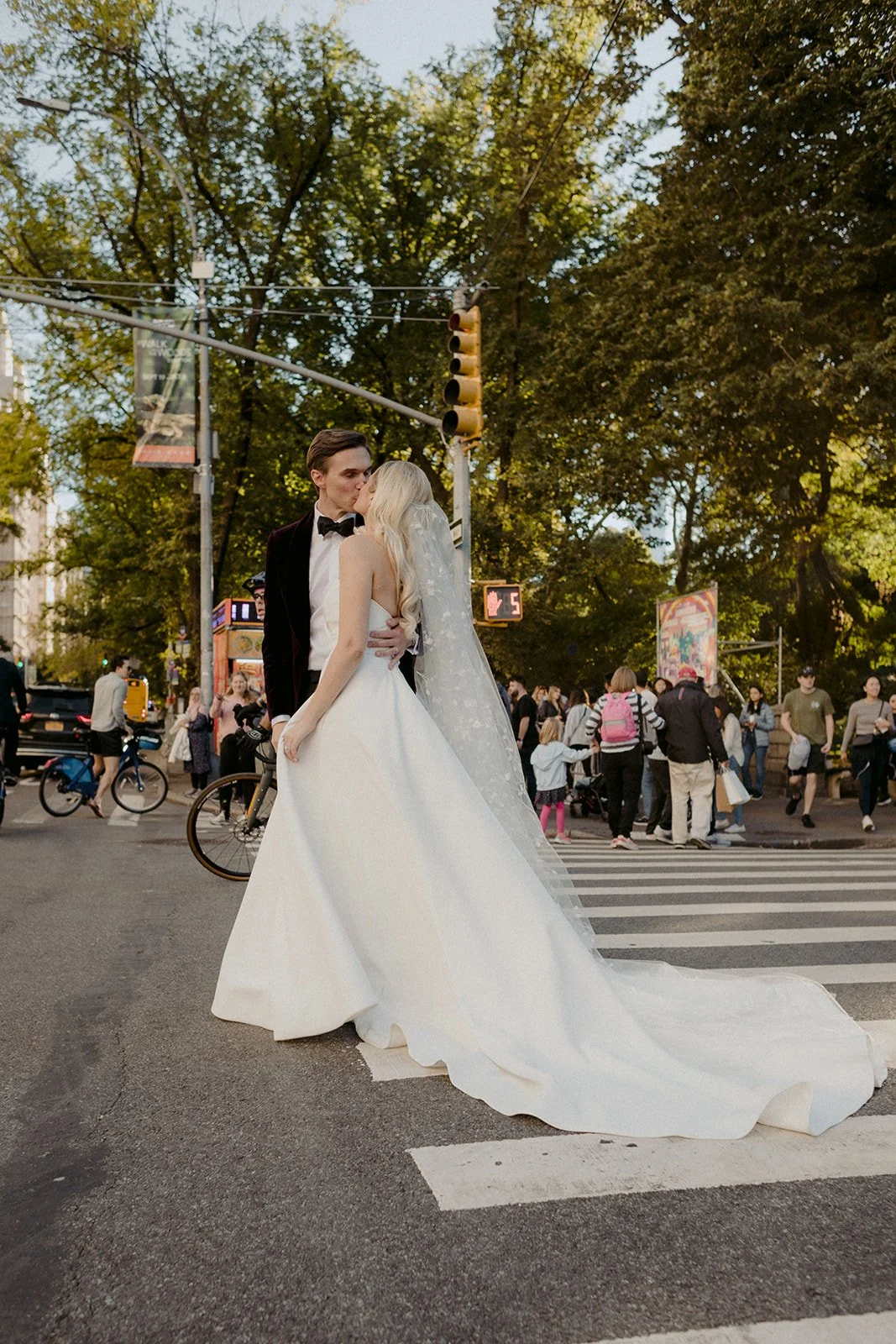 22-0924-DanijelaWeddings-DanijelaGorley-NYC-LeighLazar-wedding-091.JPG