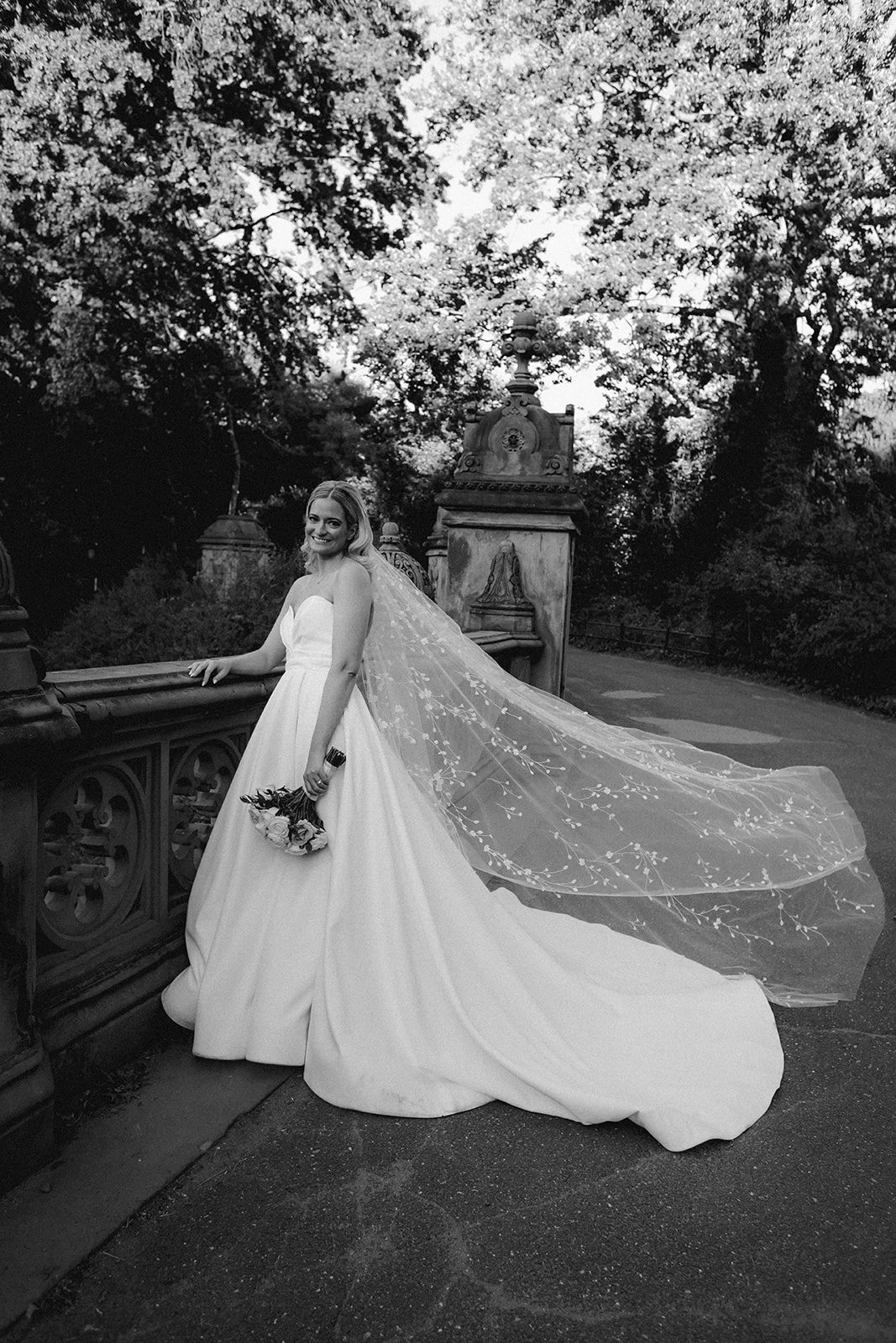 22-0924-DanijelaWeddings-DanijelaGorley-NYC-LeighLazar-wedding-107.JPG