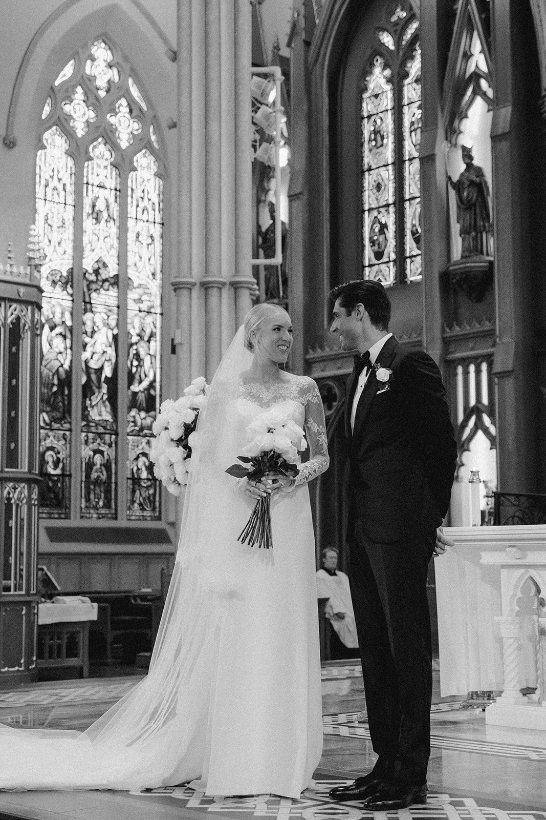 22-0910-DanijelaWeddings-DanijelaGorley-ROM-Estelle&Andrew-wedding-079.JPG