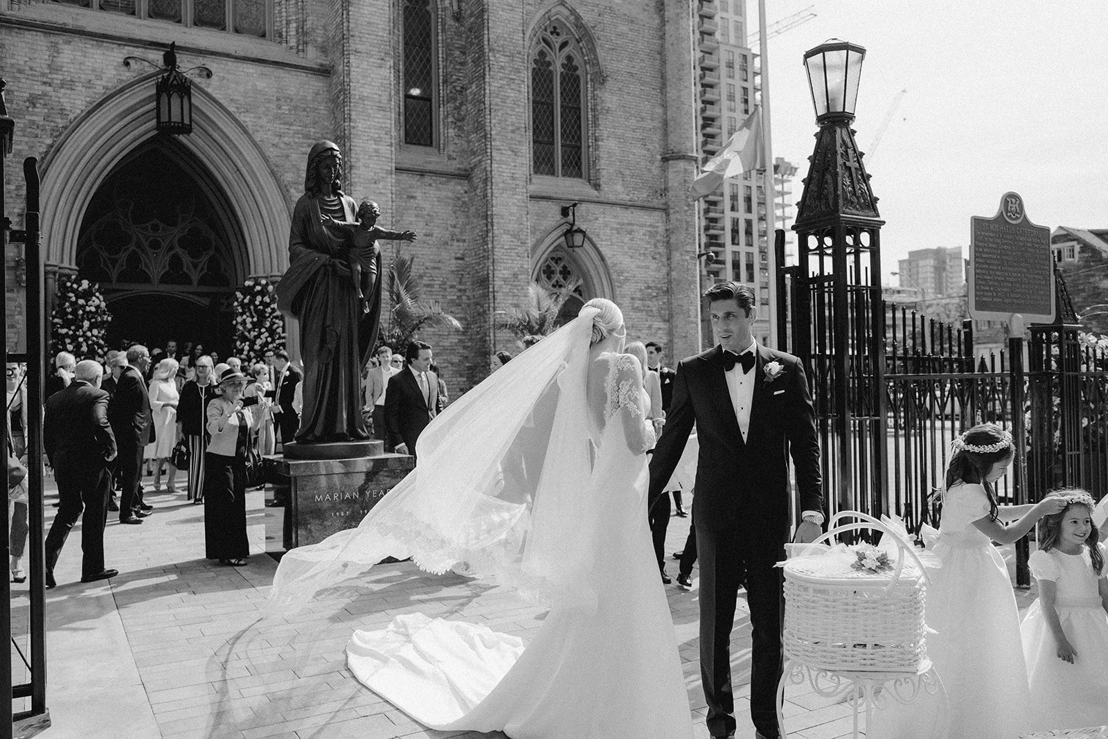 22-0910-DanijelaWeddings-DanijelaGorley-ROM-Estelle&Andrew-wedding-088.JPG