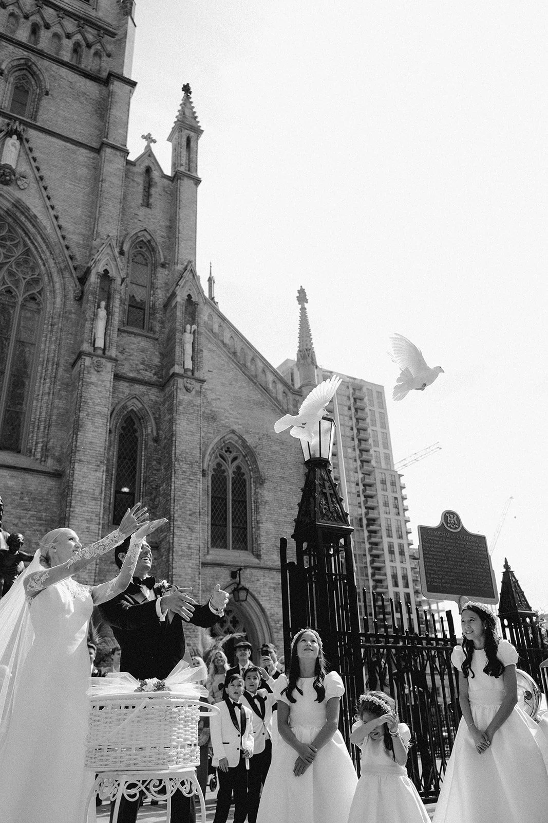22-0910-DanijelaWeddings-DanijelaGorley-ROM-Estelle&Andrew-wedding-091.JPG