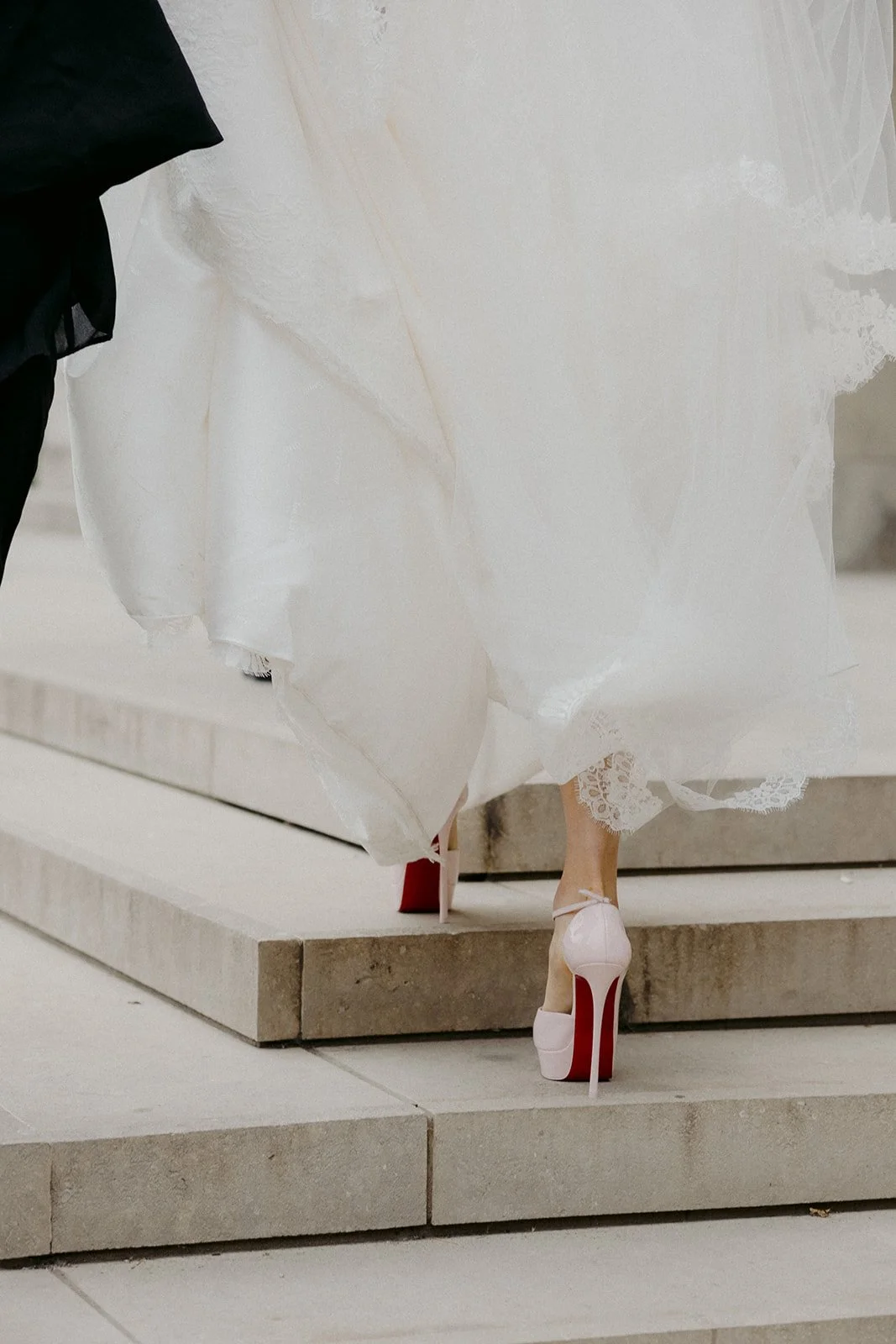 22-0910-DanijelaWeddings-DanijelaGorley-ROM-Estelle&Andrew-wedding-126.JPG